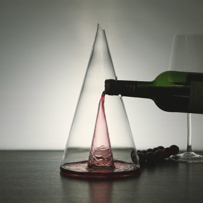 Elegant Transparent Wine Decanter: Perfect Clarity for Aeration and Serving