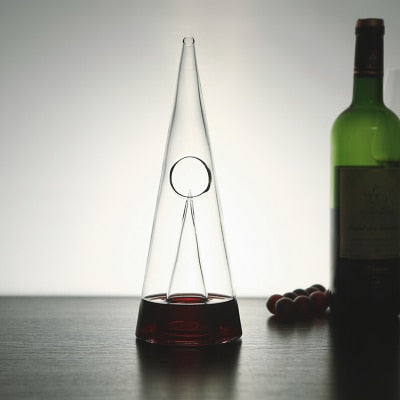 Elegant Transparent Wine Decanter: Perfect Clarity for Aeration and Serving